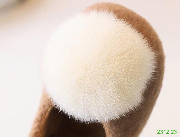 25HA2312.23 - GIÀY LƯỜI ĐẾ BẰNG LÔNG CỪU DỄ THƯƠNG BÉ GÁI