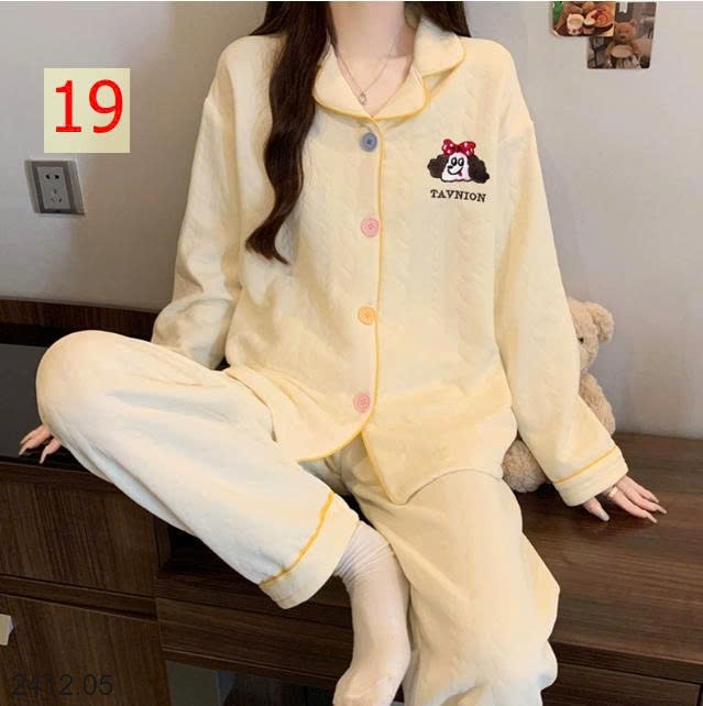 25HA2412.05 - BỘ NGỦ MÈO DỄ THƯƠNG CHO NỮ