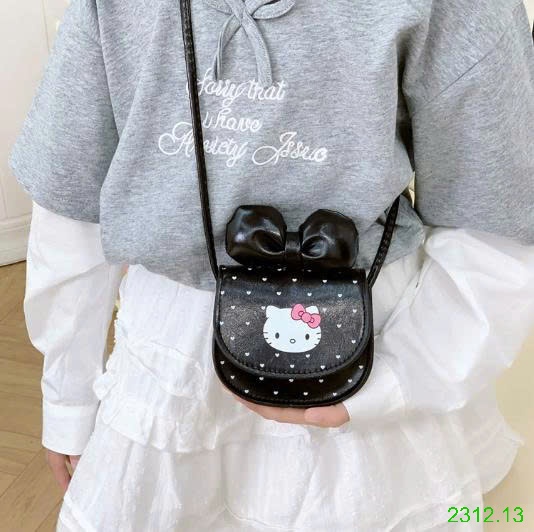 25HA2312.13 - TÚI HELLO KITTY MINI CHO BÉ