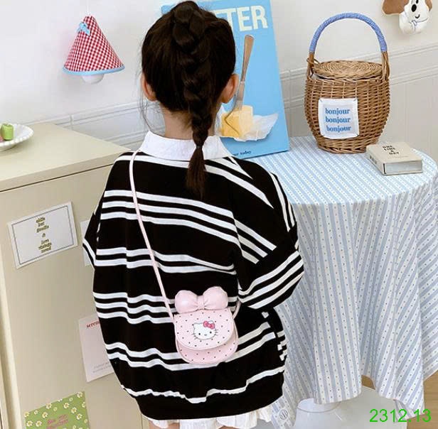 25HA2312.13 - TÚI HELLO KITTY MINI CHO BÉ