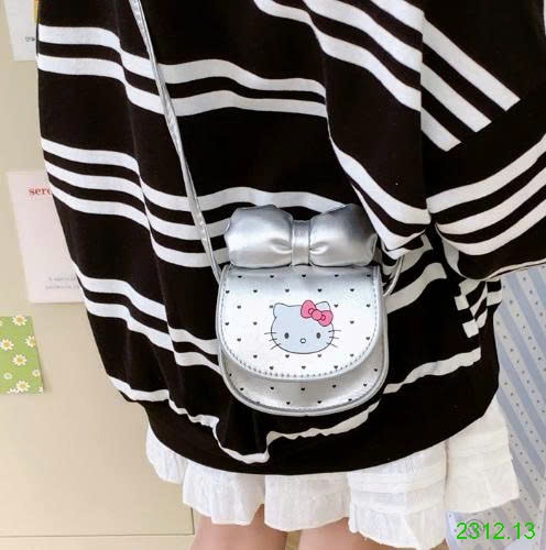 25HA2312.13 - TÚI HELLO KITTY MINI CHO BÉ