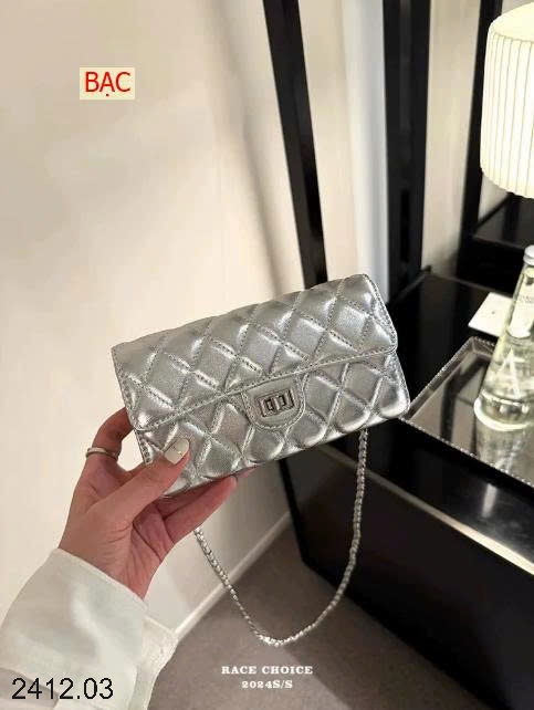 25HA2412.03 - TÚI VUÔNG NHỎ DÂY XÍCH MINI