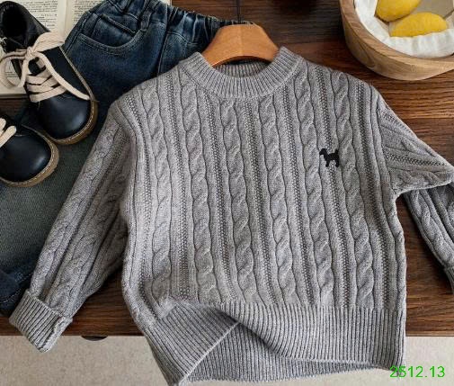 25HA2512.13 - ÁO LEN DỆT KIM THÊU HÌNH NGỰA BÉ TRAI