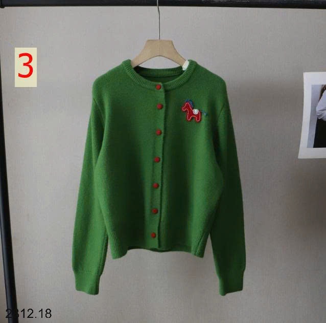 25HA2812.18 - CARDIGAN LEN THÊU NGỰA