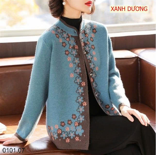 26HA0101.07 - ÁO KHOÁC LEN HOẠ TIẾT HOA TRUNG NIÊN