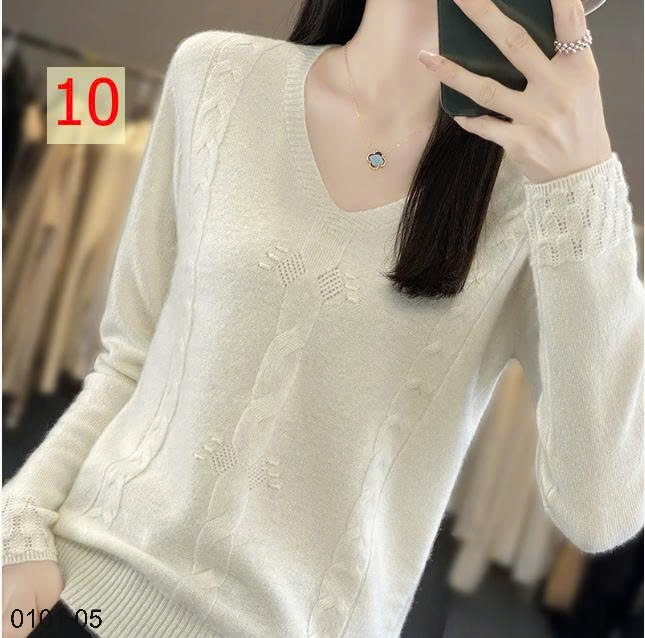 26HA0101.05 - ÁO LEN CỔ TIM TRƠN MÀU