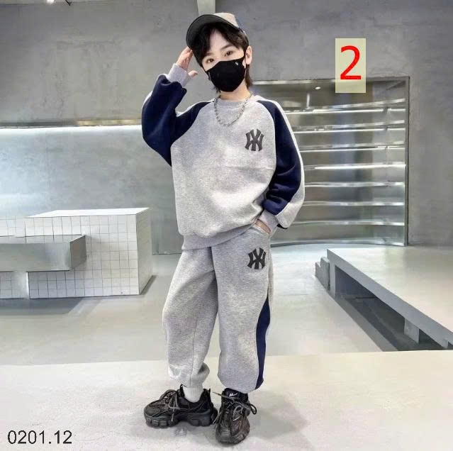 26HA0201.12 - BỘ NỈ BÉ TRAI