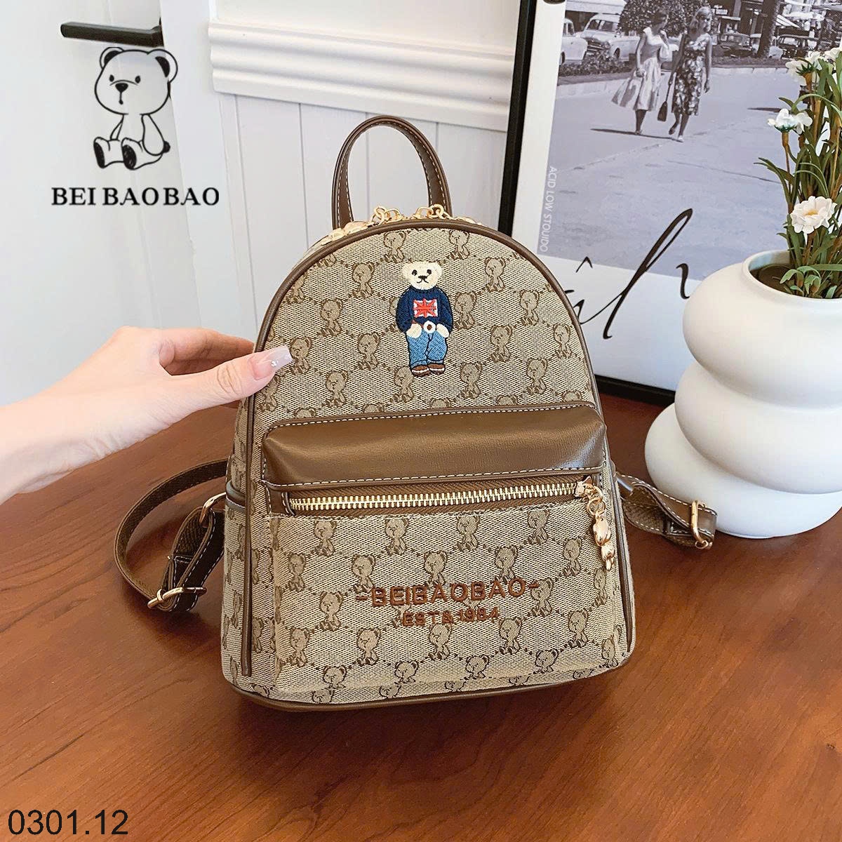 26HA0301.12 - BA LÔ BAOBAO HÌNH GẤU