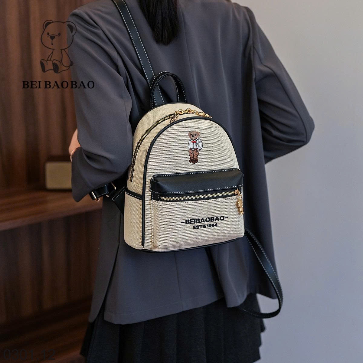 26HA0301.12 - BA LÔ BAOBAO HÌNH GẤU