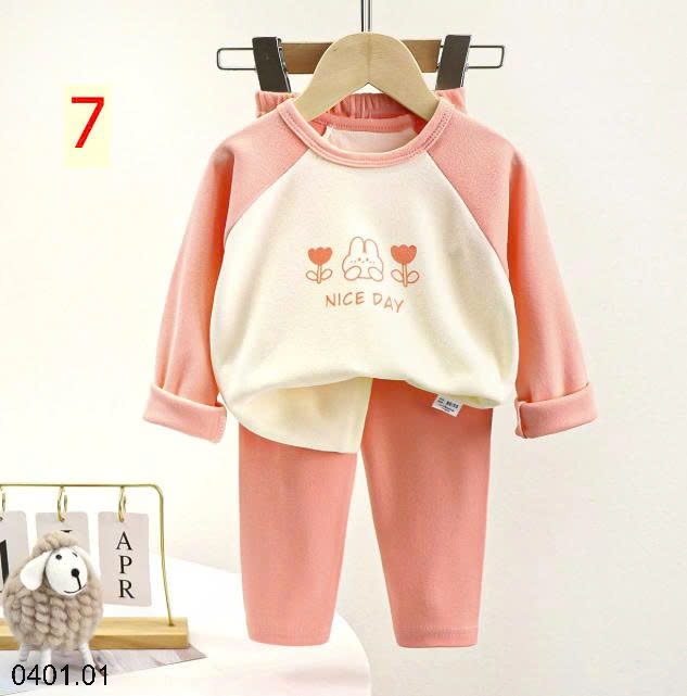 26HA0401.01 - SET 2 BỘ NỈ MẶC NHÀ CHO BÉ YÊU