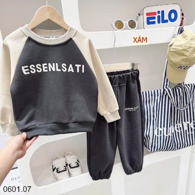 26HA0601.07 - BỘ NỈ ESEN BÉ TRAI NHÀ KACADY