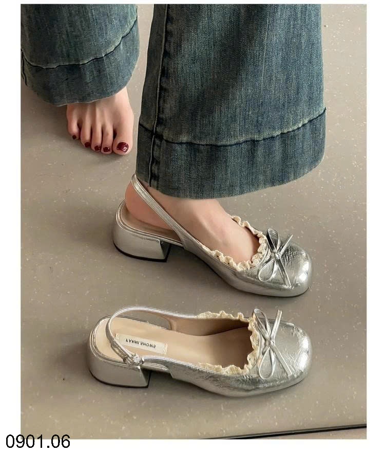 26HA0901.06 - GIÀY RETRO VIỀN REN ĐẾ VUÔNG