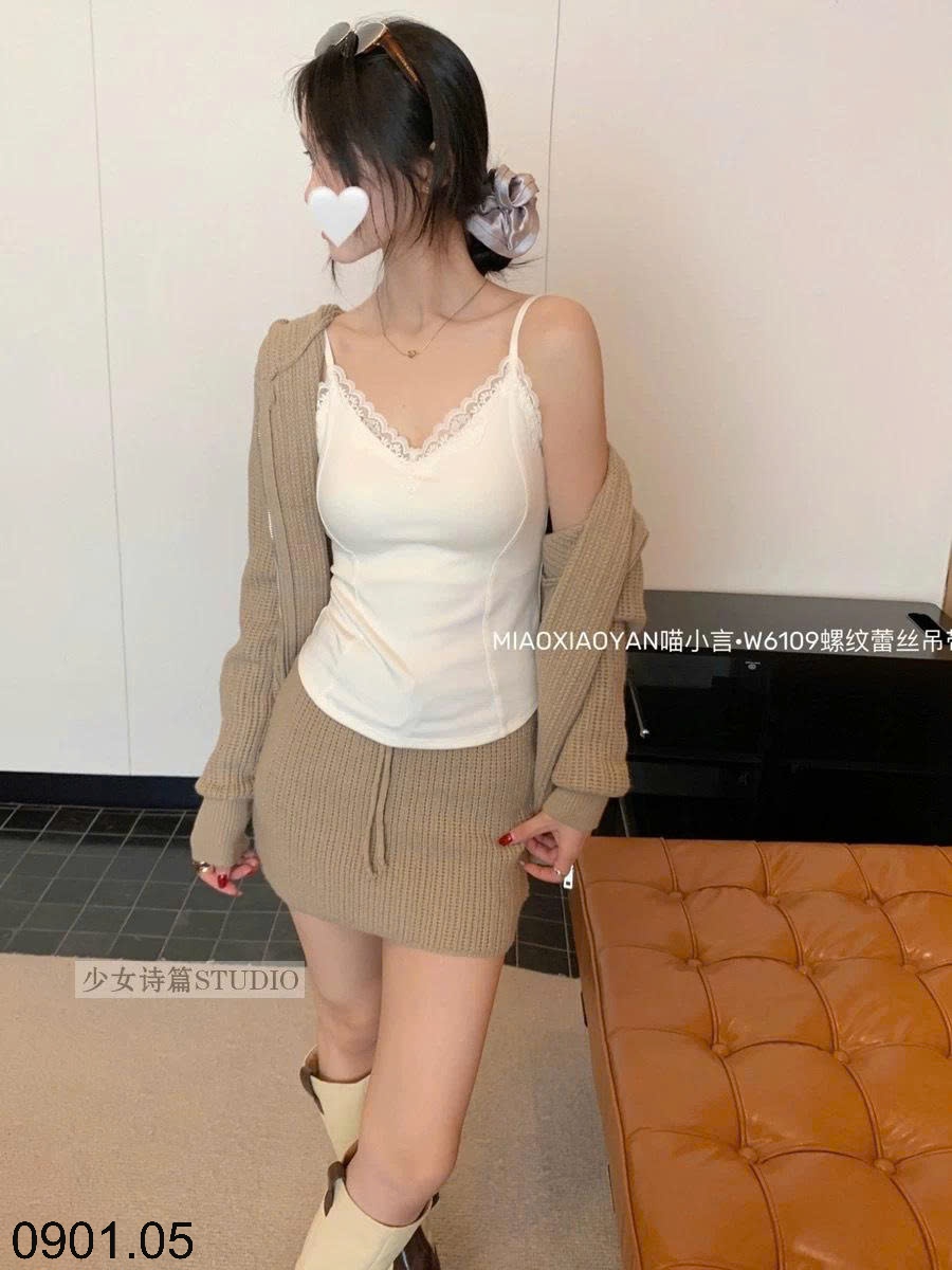 26HA0901.05 - ÁO HAI DÂY REN CỔ V