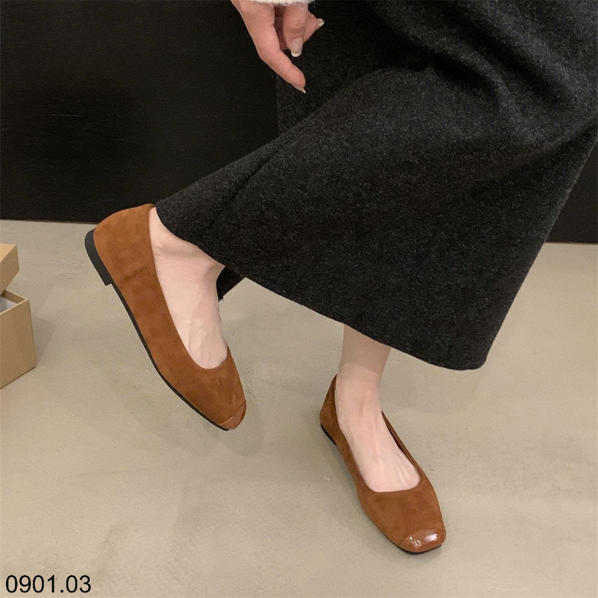26HA0901.03 - GIÀY BÚP BÊ MŨI VUÔNG DA LỘN CHO NỮ