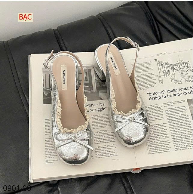 26HA0901.06 - GIÀY RETRO VIỀN REN ĐẾ VUÔNG
