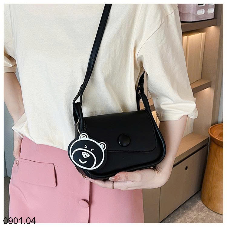 26HA0901.04 - TÚI XÁCH GẤU MINI ĐEO CHÉO