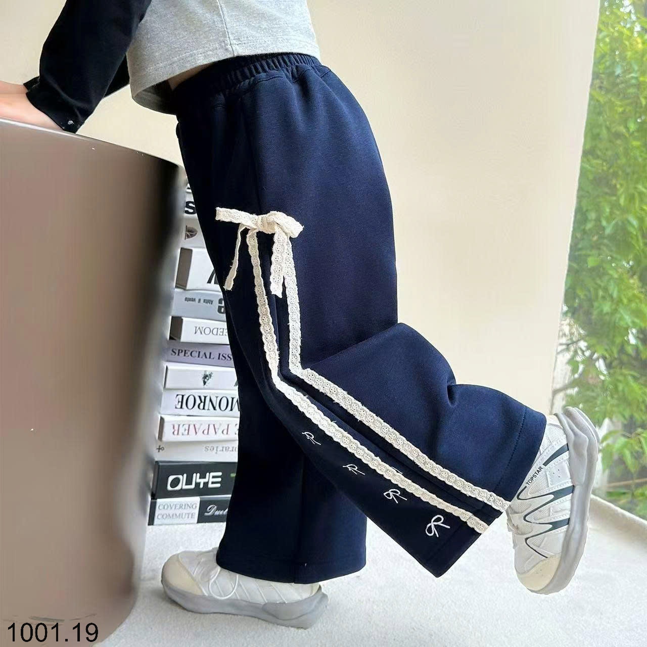 26HA1001.19 - QUẦN THỂ THAO BÉ GÁI