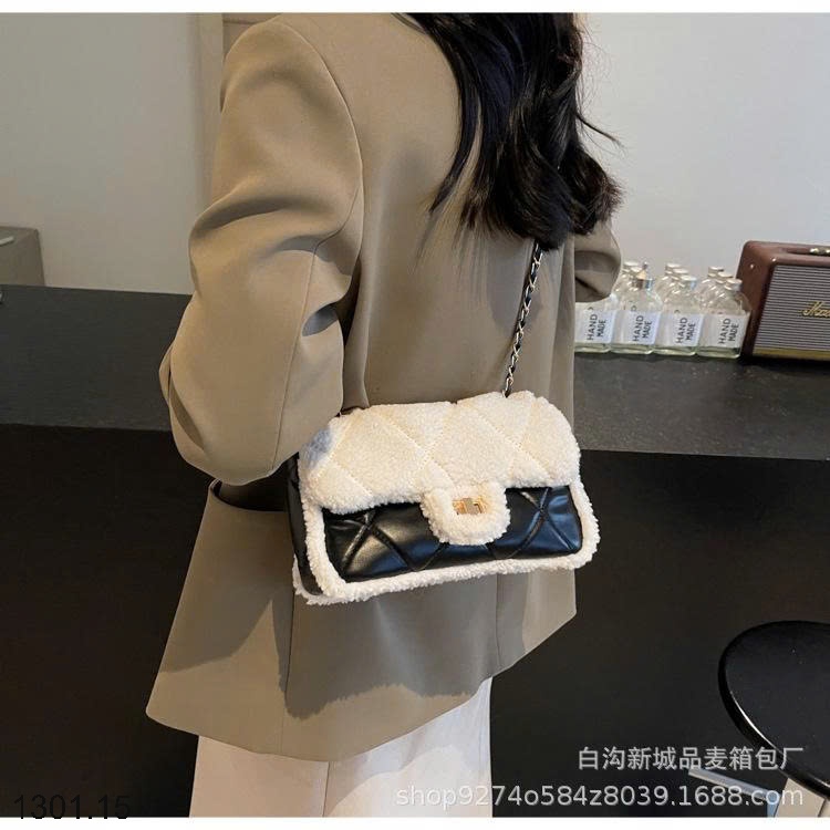 26HA1301.15 - TÚI XÁCH LÔNG CHANEL CHO NỮ