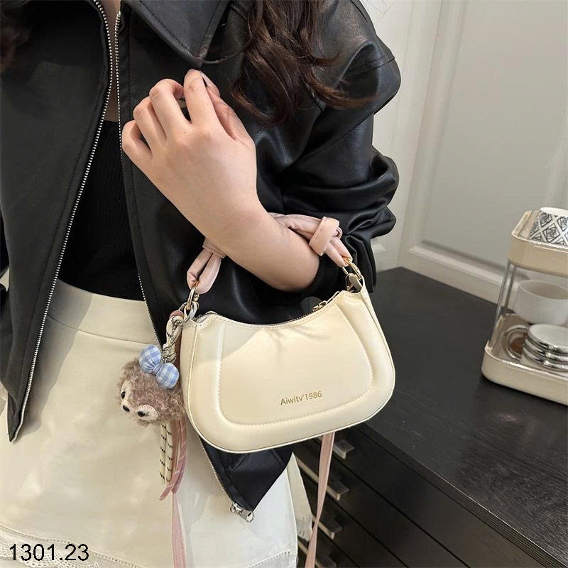 26HA1301.23 - TÚI XÁCH NHỎ THỜI TRANG