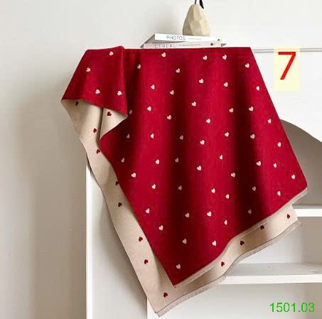 26HA1501.03 - KHĂN QUÀNG HÌNH TIM