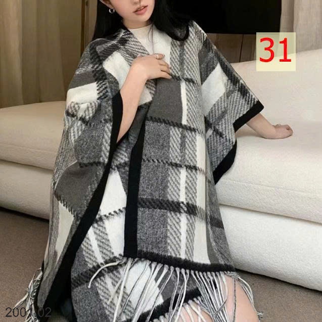 26HA2001.02 - KHĂN CHOÀNG KIỂU TRANH THỦY MẶC