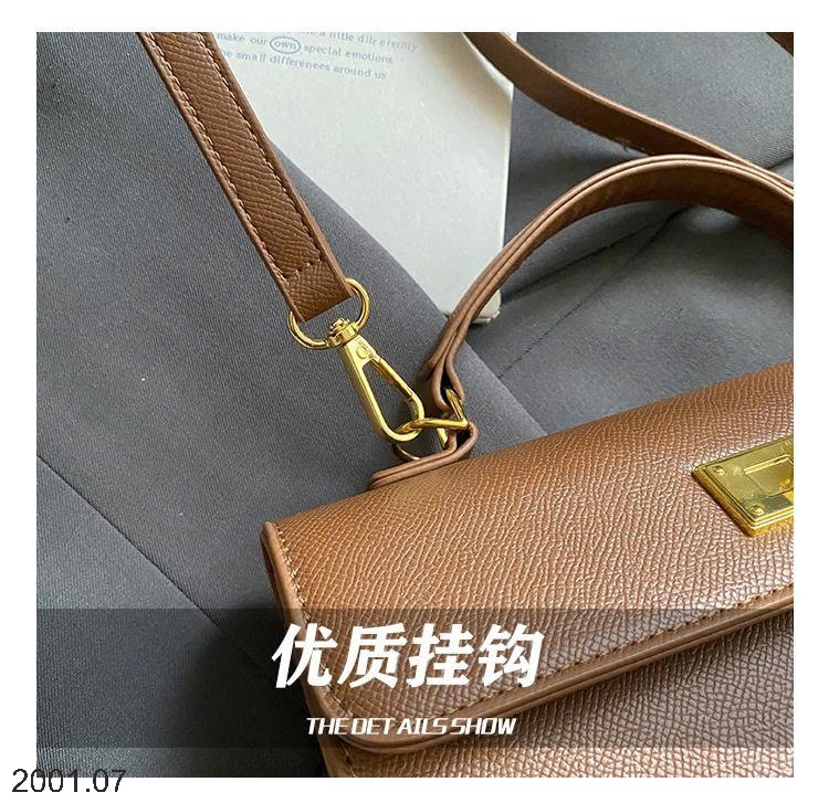26HA2001.07 - TÚI XÁCH NHỎ VUÔNG KIỂU KELLY