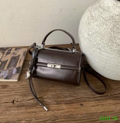 26HA2201.16 - TÚI XÁCH MINI RETRO