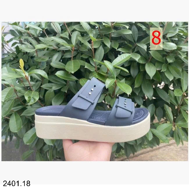 26HA2401.18 - DÉP SANDAL CROCS BROOKLYNNN QCCC