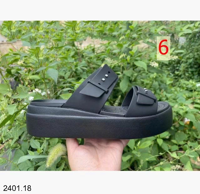 26HA2401.18 - DÉP SANDAL CROCS BROOKLYNNN QCCC
