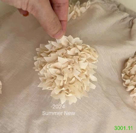 26HA3001.11 - VÁY CỔ YẾM BÉ GÁI TONGXING