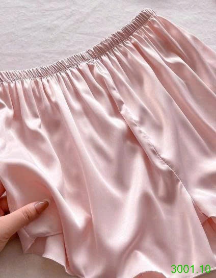 26HA3001.10 - BỘ LỤA YẾM ĐÙI CHO NỮ