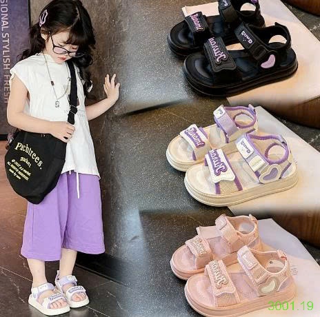 26HA3001.19 - SANDAL KUROMI BÉ GÁI