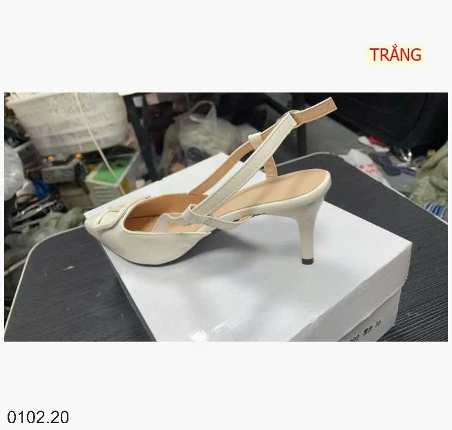 26HA0102.20 - GIÀY SANDAL MŨI NHỌN THỜI TRANG