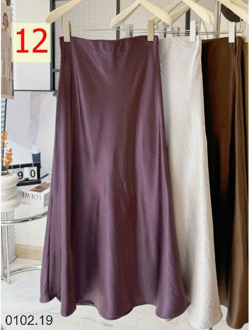 26HA0102.19 - CHÂN VÁY ĐUÔI CÁ SATIN NHÀ ANNA