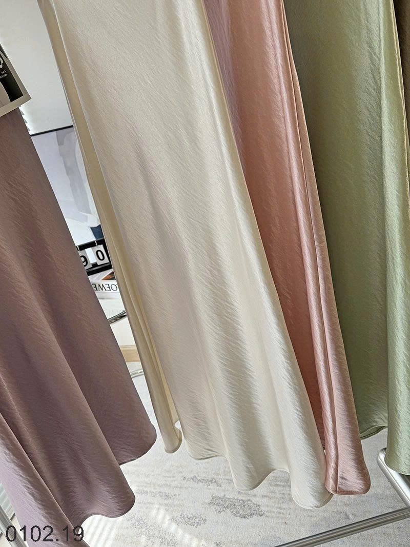 26HA0102.19 - CHÂN VÁY ĐUÔI CÁ SATIN NHÀ ANNA