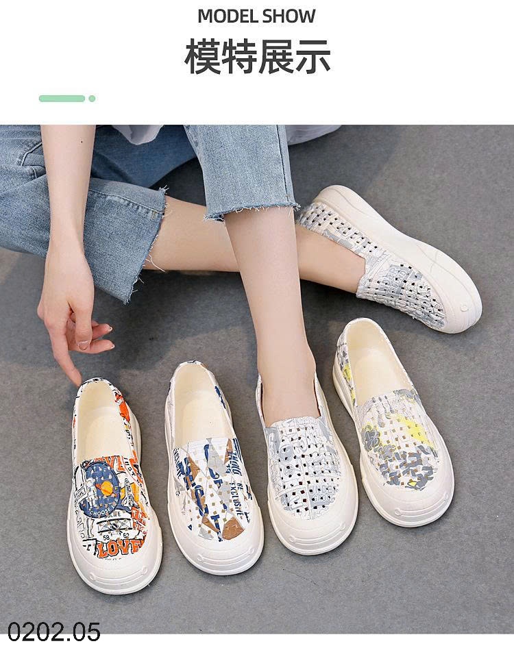 26HA0202.05 - GIÀY NHỰA THỜI TRANG