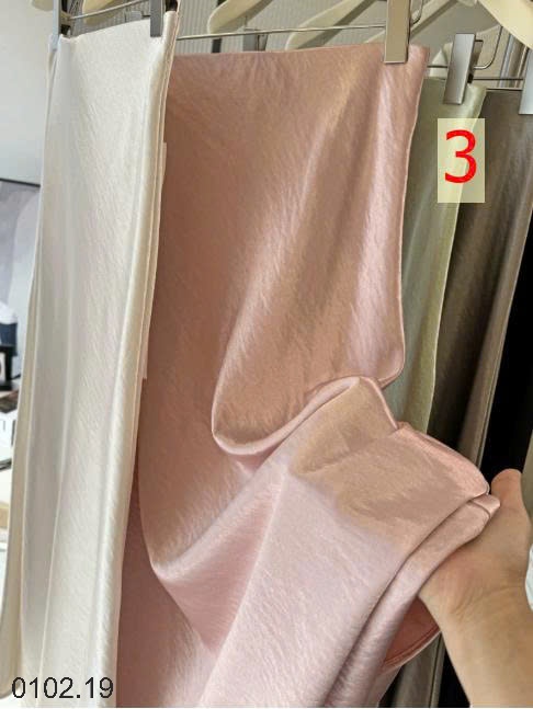 26HA0102.19 - CHÂN VÁY ĐUÔI CÁ SATIN NHÀ ANNA