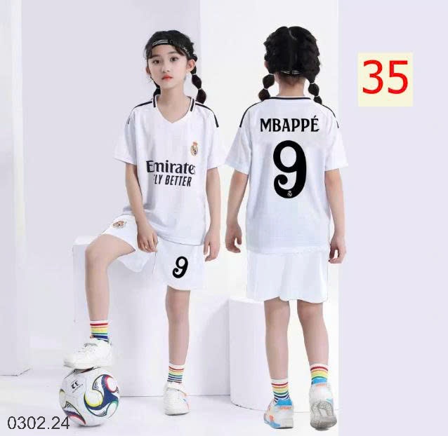 26HA0302.24 - BỘ THỂ THAO CHO BÉ YÊU