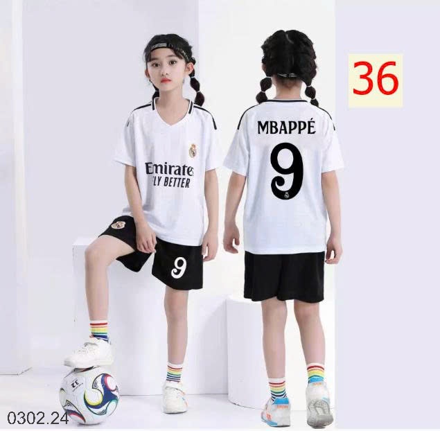 26HA0302.24 - BỘ THỂ THAO CHO BÉ YÊU