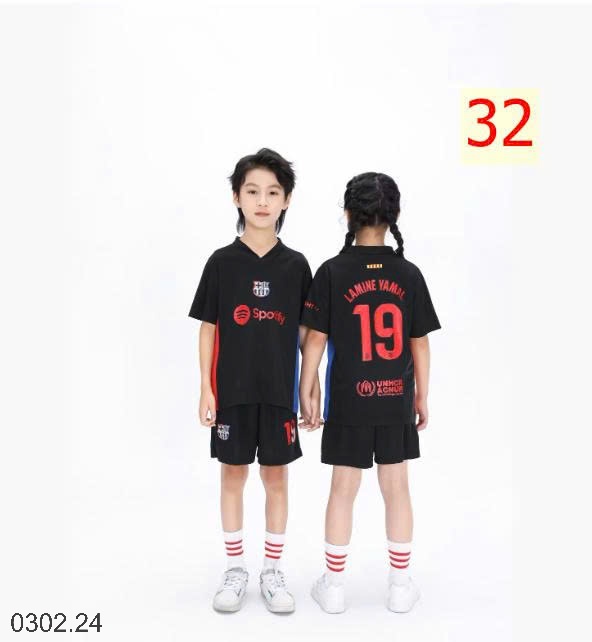 26HA0302.24 - BỘ THỂ THAO CHO BÉ YÊU