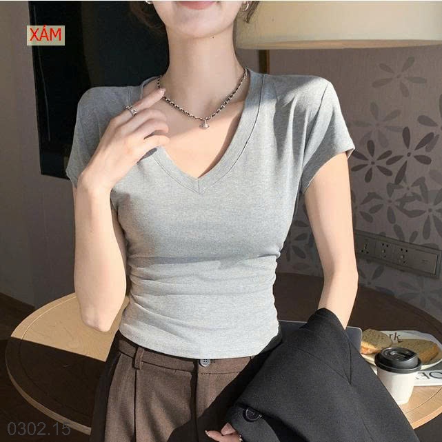 26HA0302.15 - ÁO THUN CỔ V TÔN DÁNG