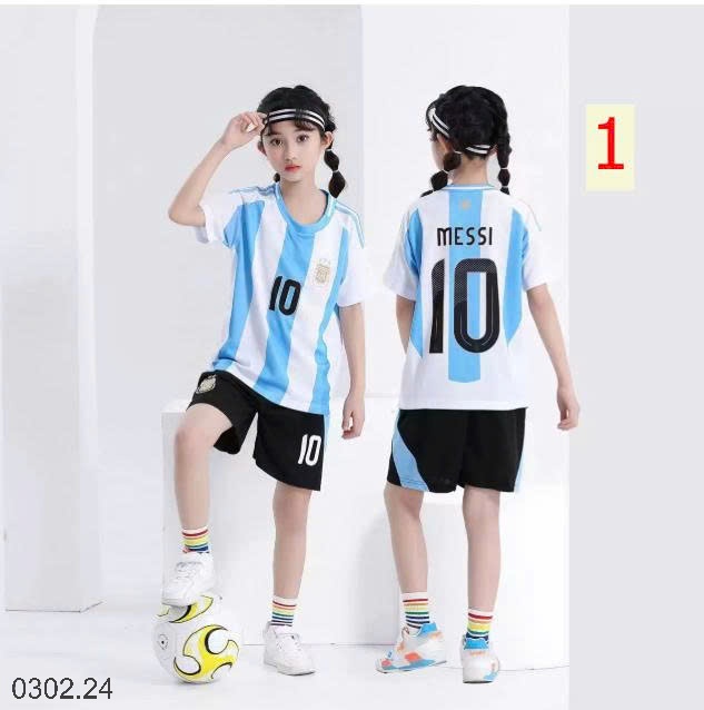 26HA0302.24 - BỘ THỂ THAO CHO BÉ YÊU