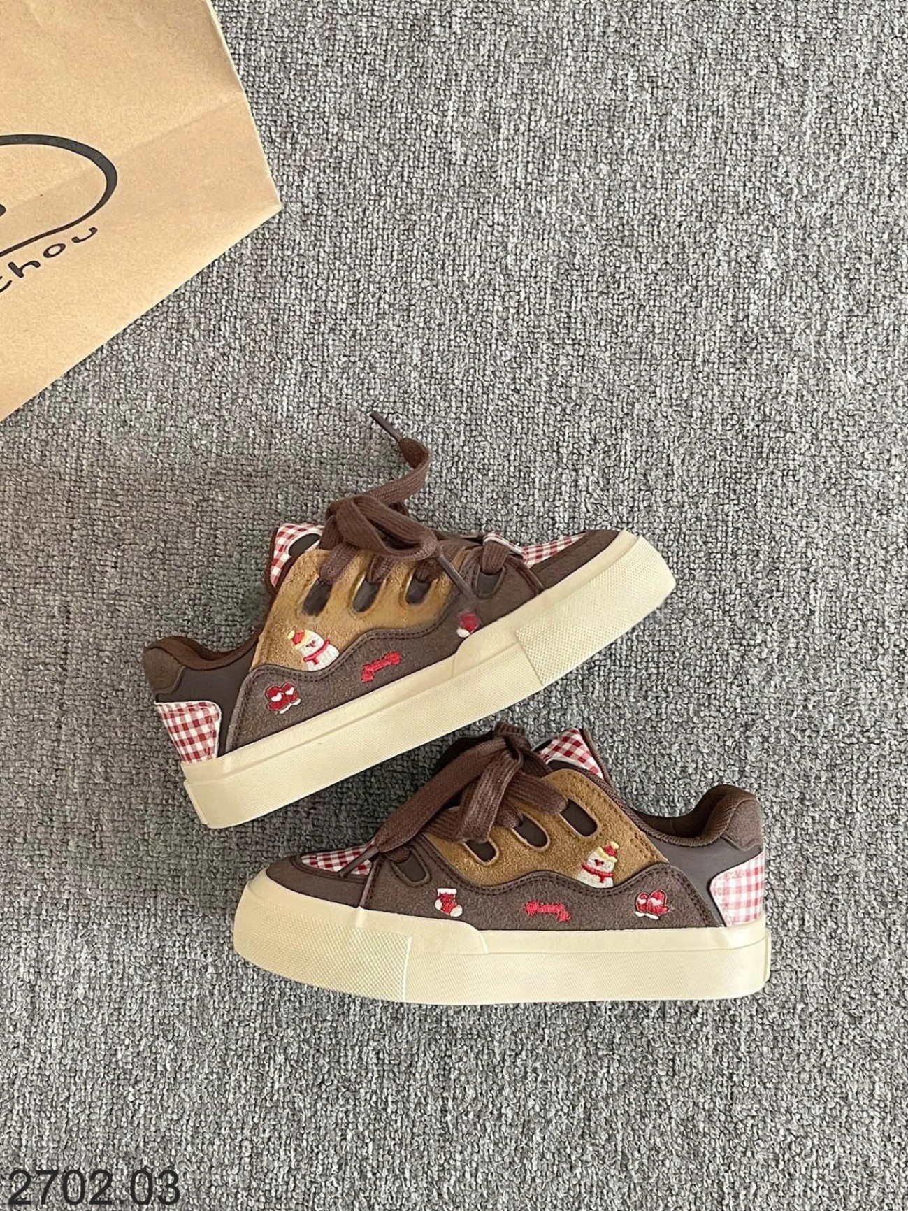 26HA2702.03 - GIÀY SNEAKER CARO NƠ DÂY TO SIÊU XINH