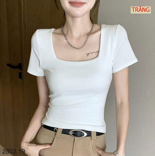 26HA2802.19 - ÁO THUN CỔ VUÔNG NỮ