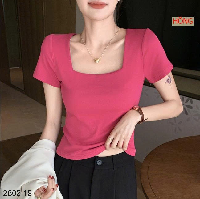 26HA2802.19 - ÁO THUN CỔ VUÔNG NỮ