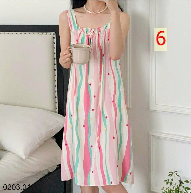 26HA0203.01 - VÁY LANH LỤA HAI DÂY MẶC NHÀ