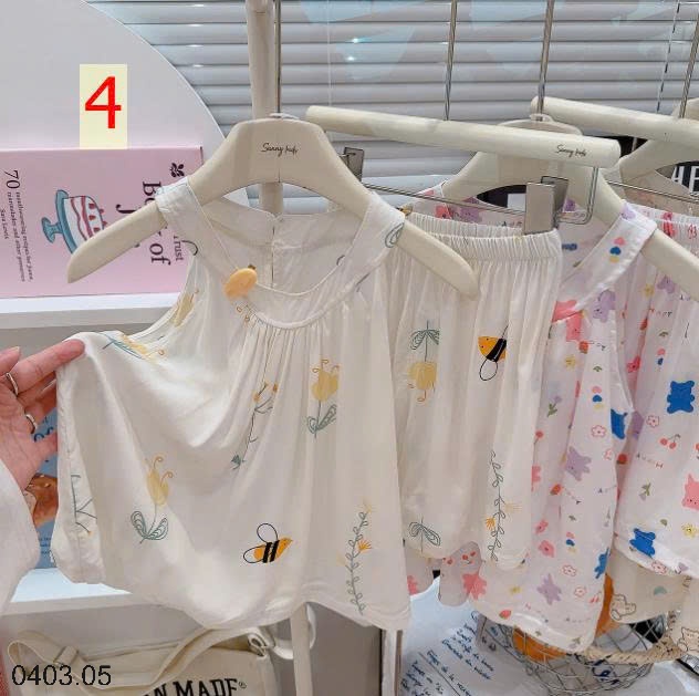 26HA0403.05 - BỘ LANH CỔ YẾM CHO BÉ