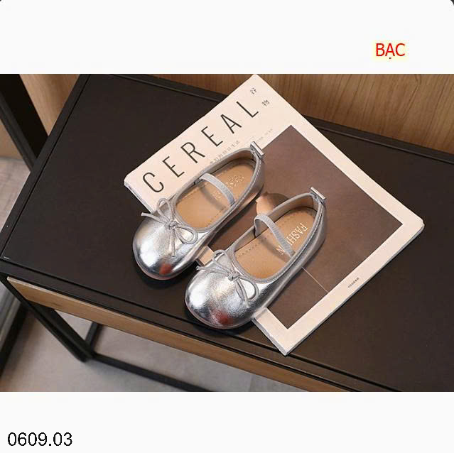 26HA0609.03 - GIÀY BỆT NƠ BÉ GÁI