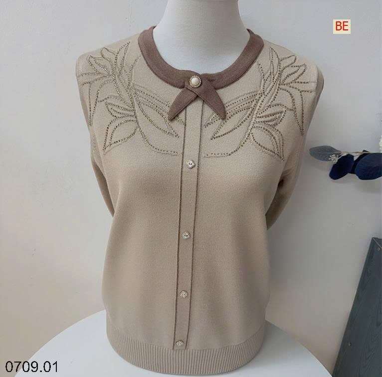 26HA0709.01 - ÁO LEN CỔ NƠ TRUNG NIÊN