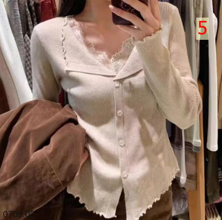 26HA0709.03 - ÁO LEN NỮ VIỀN REN
